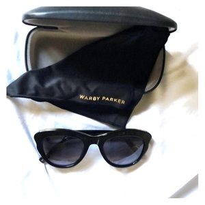 Warby Parker women’s sunglasses “Grace”